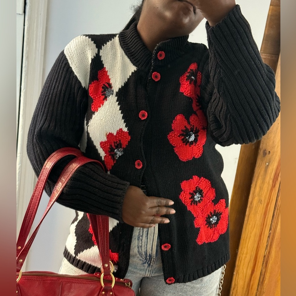 Vintage Argyle story book knits Black Red Floral cardigan with ceramic buttons - Picture 1 of 16